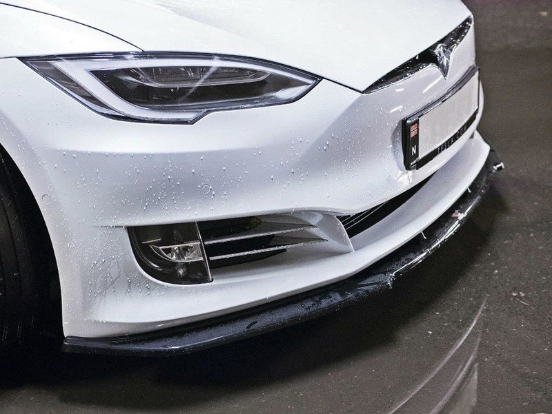 Tesla Model S 16-20 kiilt&auml;v&auml;n musta etuspoileri / etulippa Maxton Design